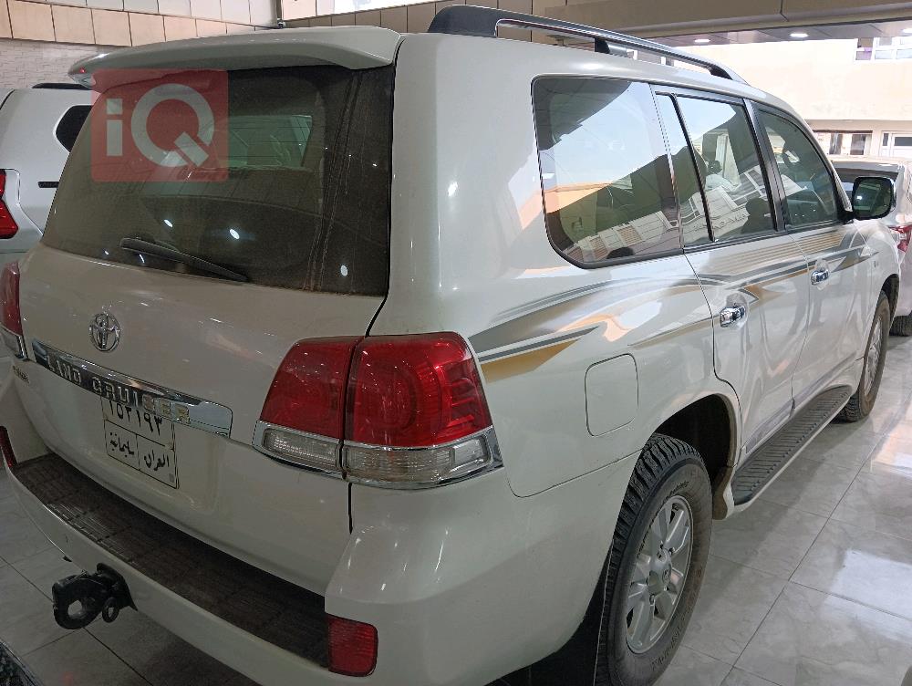 تويوتا لاندكروزر